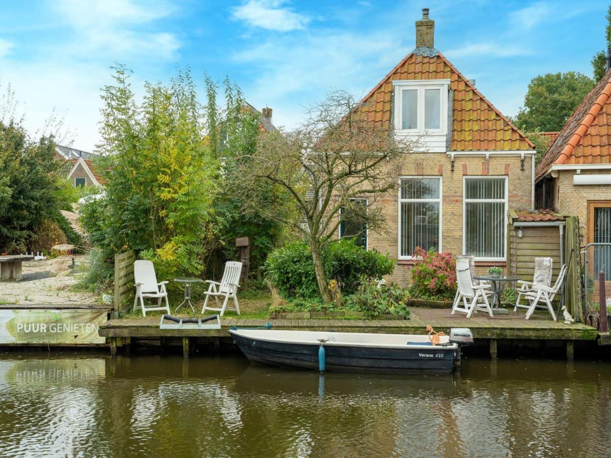 Modern Holiday Home In Heeg With Garden Eksteriør billede